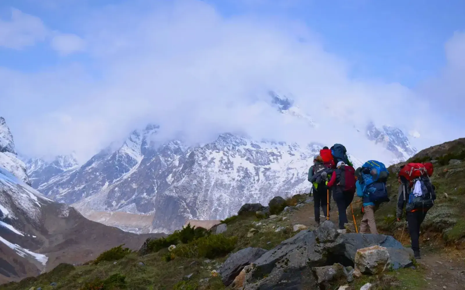 manaslu circuit trek group join