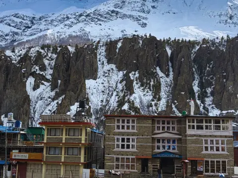 Accommodation During Annapurna Circuit Trek: Your Complete Teahouse & Lodge Guide