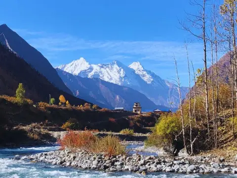 Best Time to Do Tsum Valley Trek in Nepal – Complete Seasonal Guide
