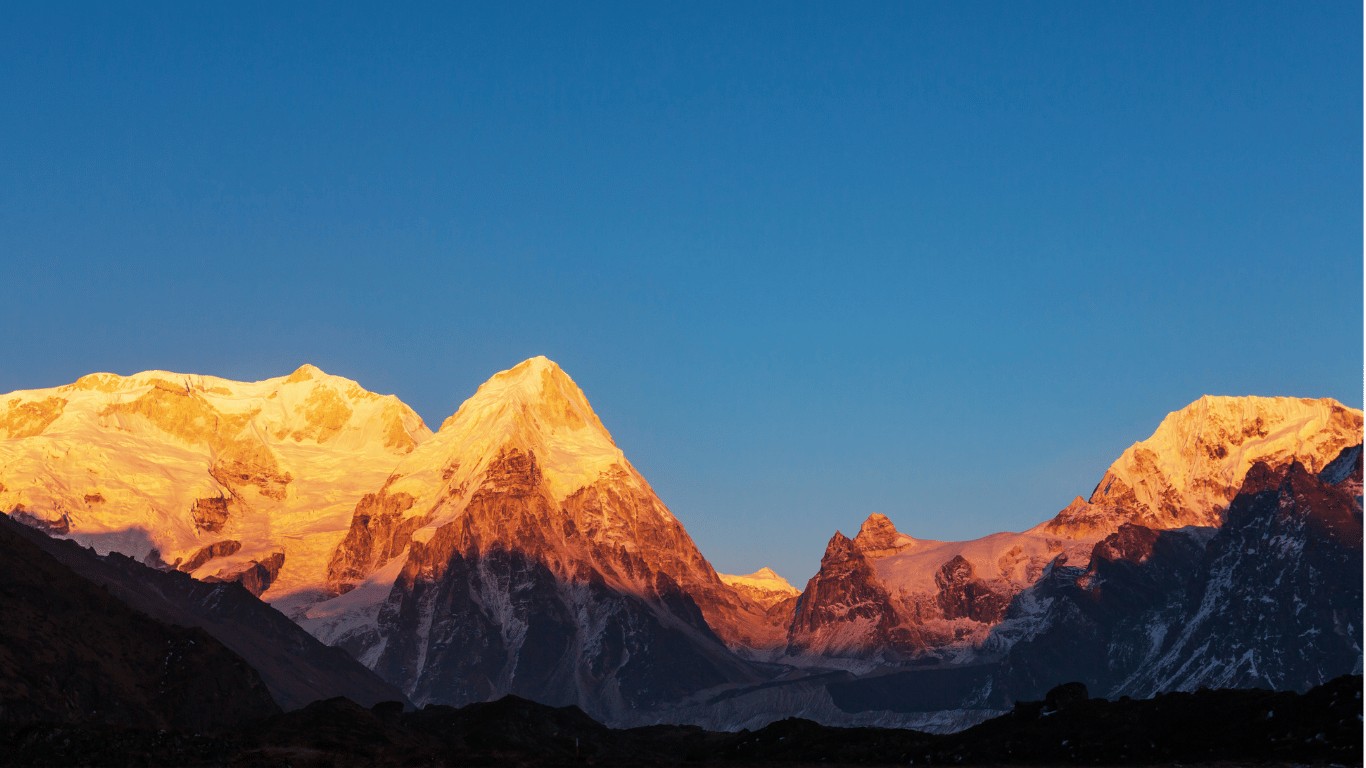 Mount Kanchenjunga height at 8,586 meters, the third-highest mountain in the world.