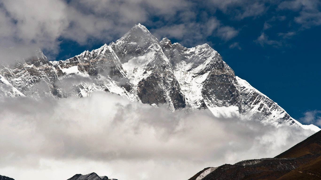 Lhotse mountain