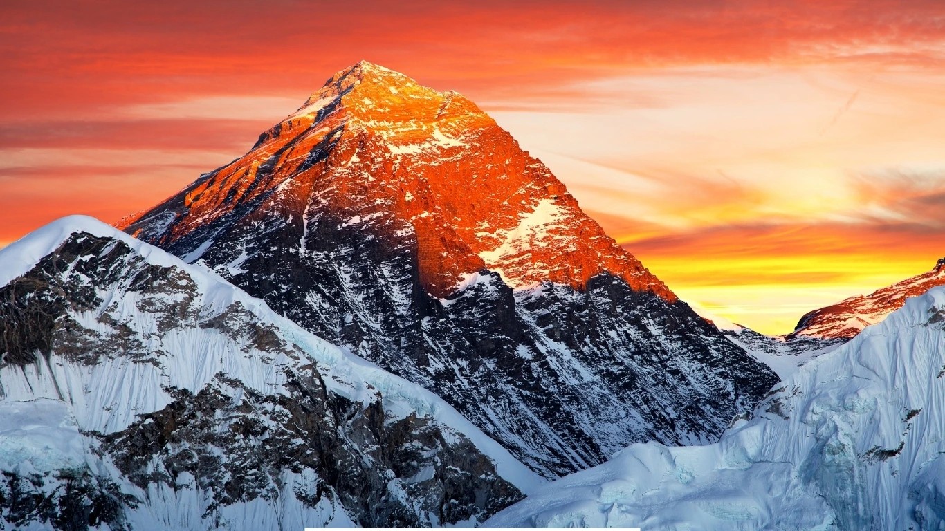 Mount Everest and Himalayan peaks in Nepal, viewed from Everest Base Camp trekking route.