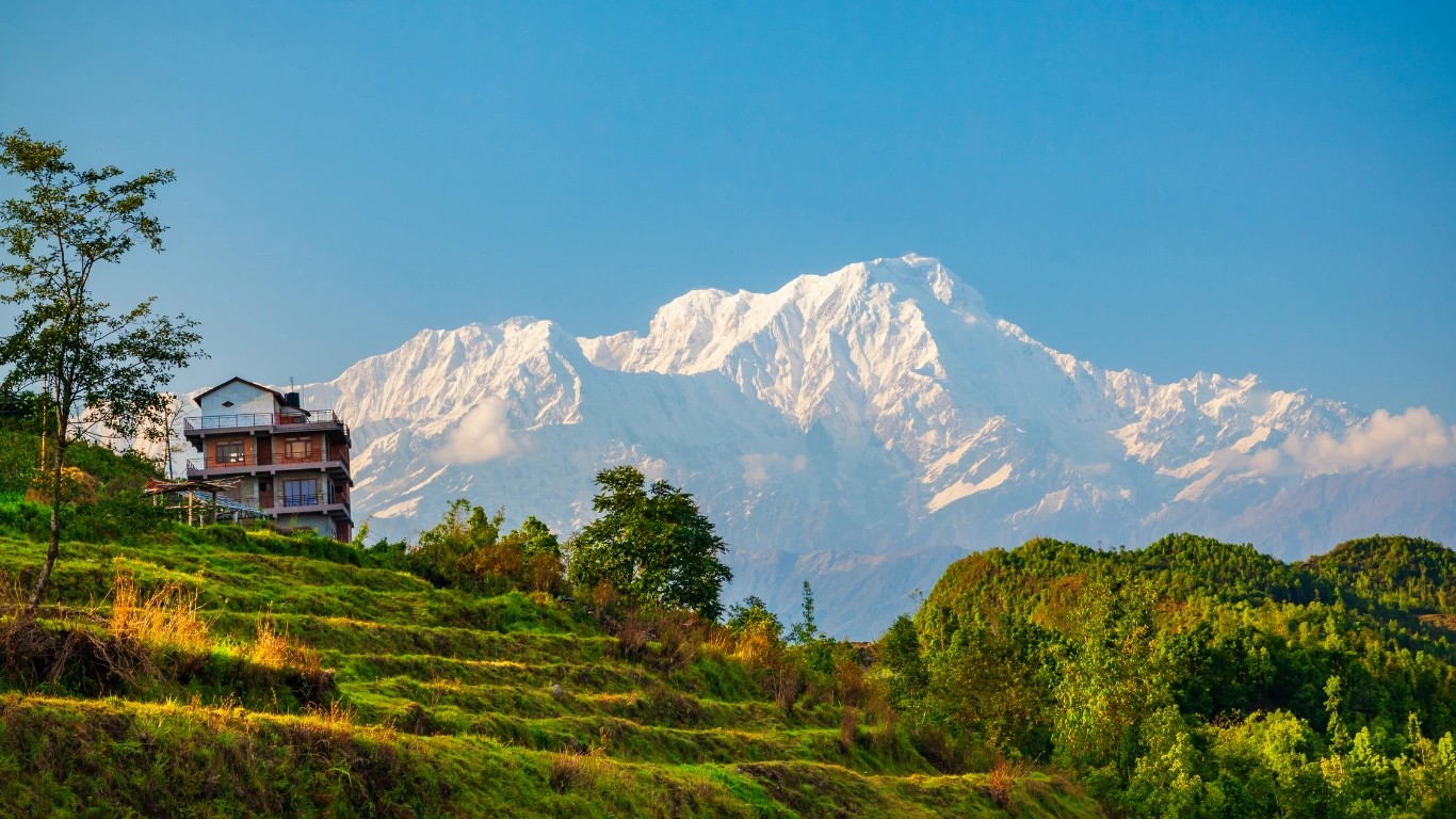 autumn and spring is best time to visit annapurna