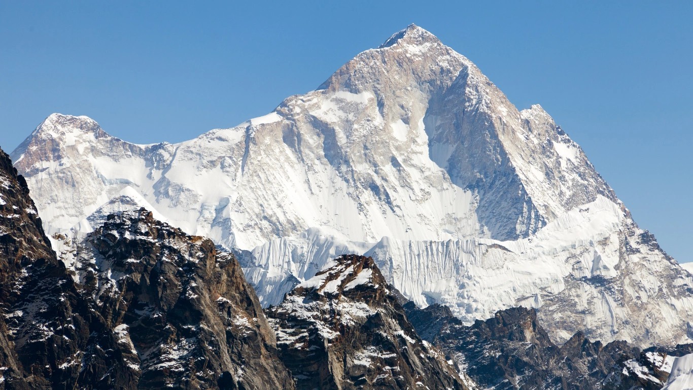 makalu nepal 8000 meters peak