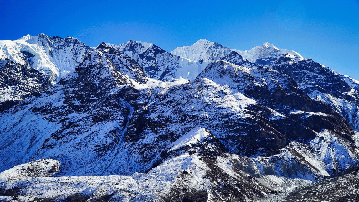 Yala Peak 5732m Langtang region easiest NMA trekking peak Nepal beginner mountain climbing free permit