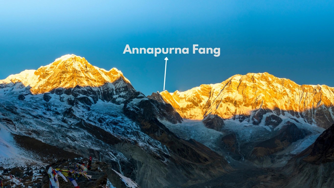 Best time to trek in Nepal October clear skies Annapurna range