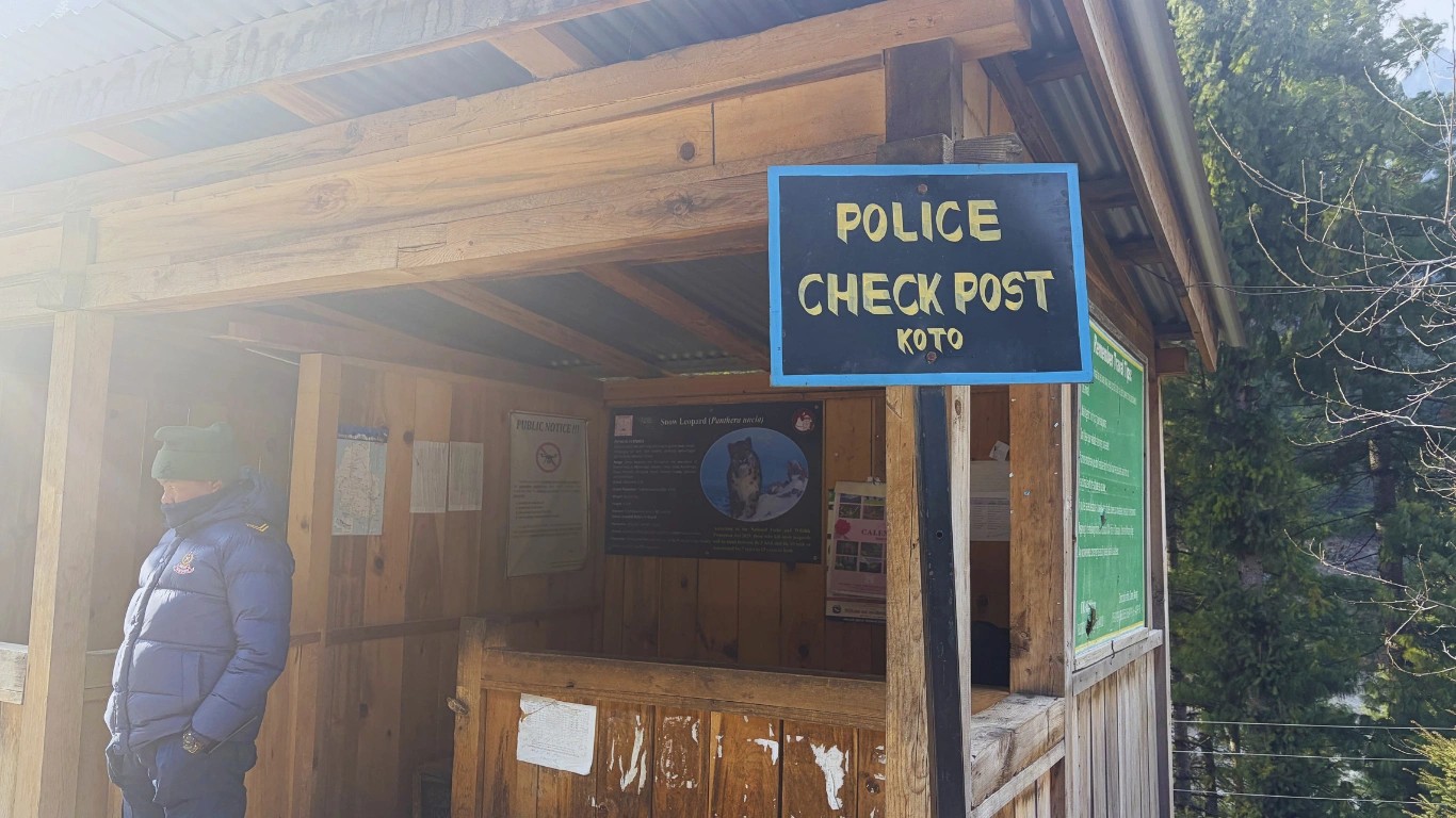 Annapurna Circuit Koto small police permit checkpoint