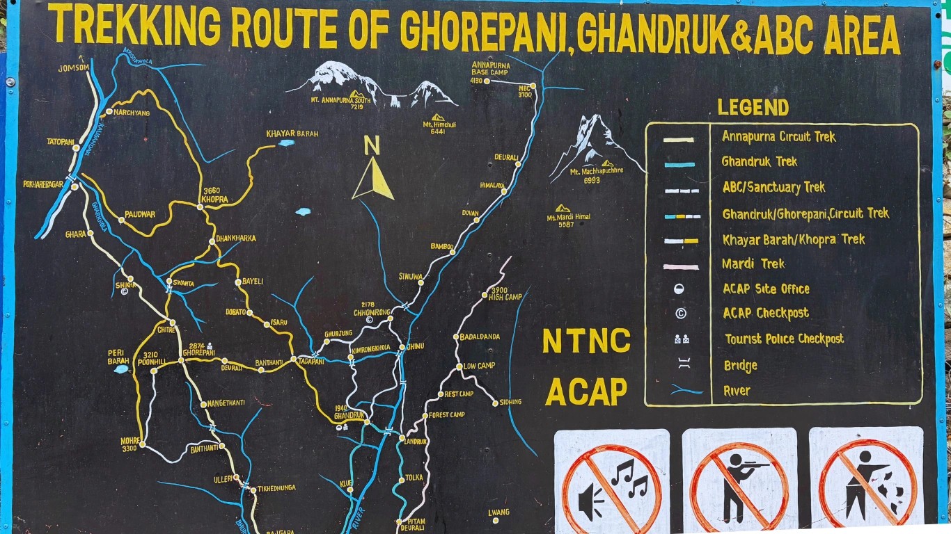 Annapurna Base Camp trekking map and location showing multiple route options through the Annapurna region