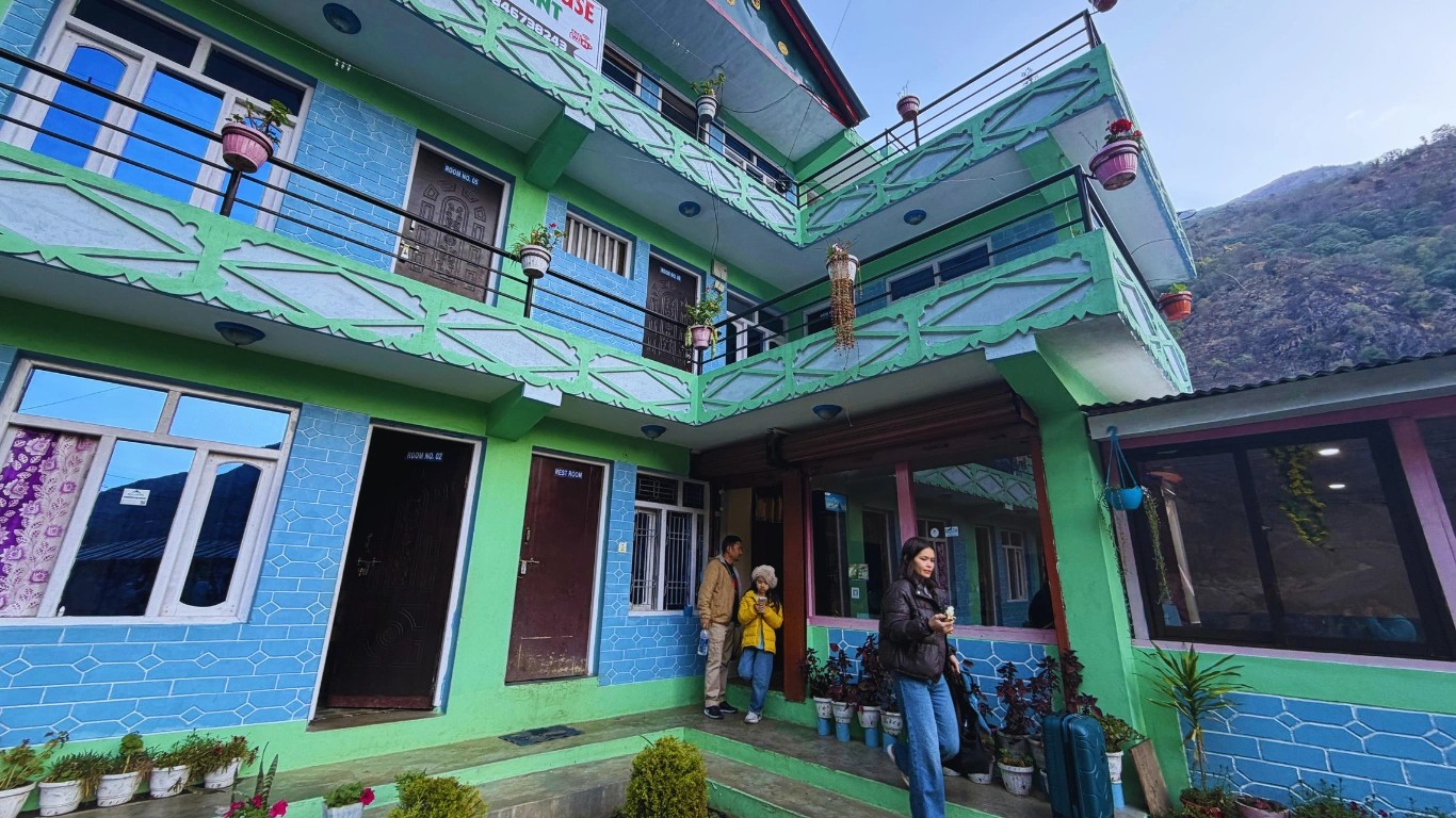 Jagat Guest House exterior view along Annapurna Circuit Trek