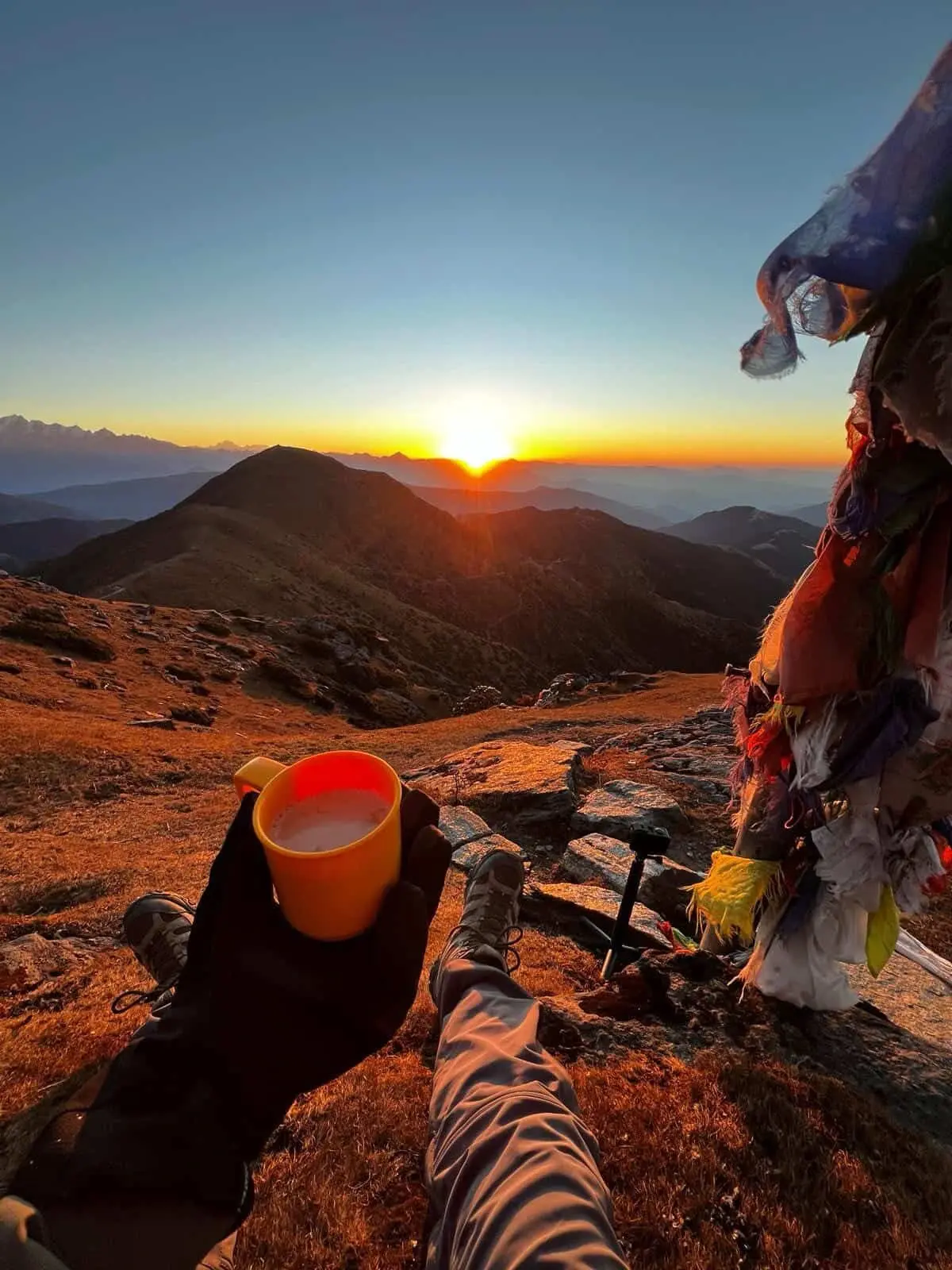 Trekkers having the hot drinks at Best Pikey Peak Trekking