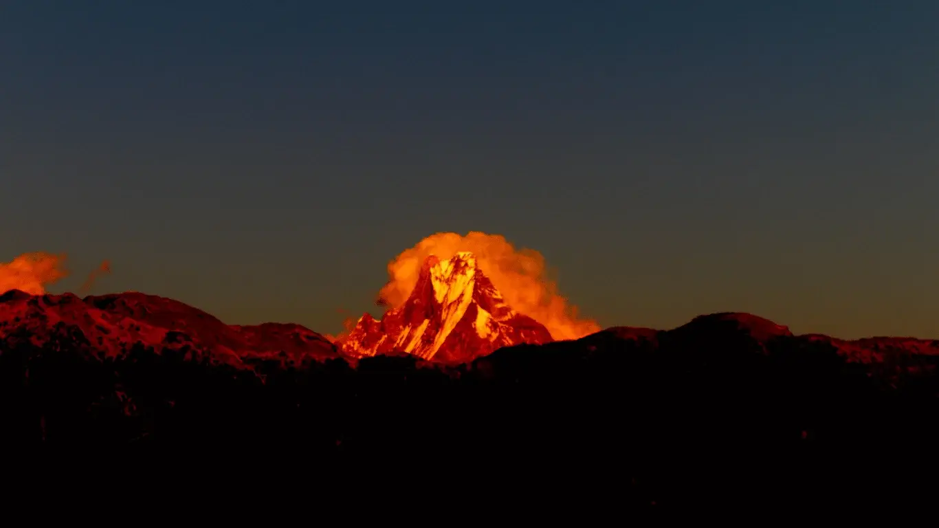 Take a moment at Khopra Danda to enjoy the peaceful atmosphere and dramatic Himalayan landscape.