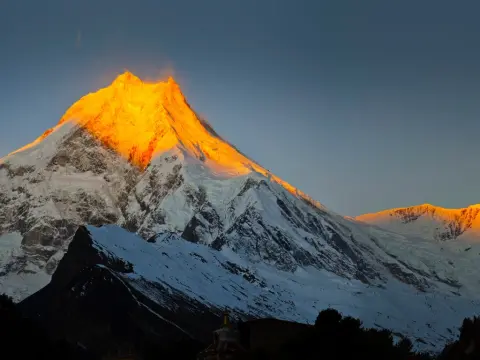 Manaslu Circuit Trek
